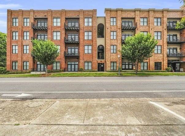 509 University Dr 400, Starkville, MS 39759