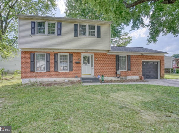 306 MACARTHUR Drive, DOVER, DE 19901