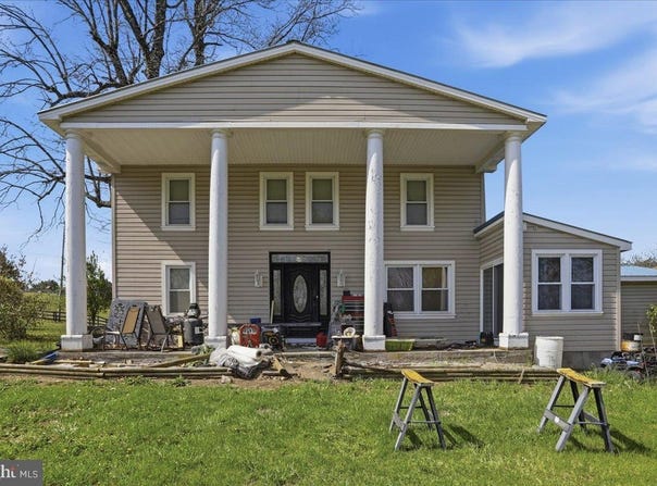 1264 TEARCOAT Road, AUGUSTA, WV 26704