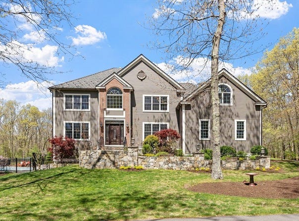 116 Coburn Road, Berlin, MA 01503