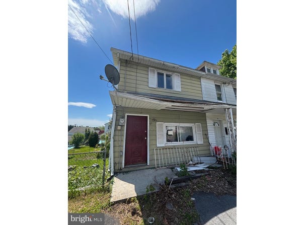 6 W WALNUT Street, MIDDLEPORT, PA 17953