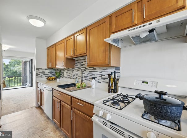 2107 WALSH VIEW TERRACE, SILVER SPRING, MD 20902