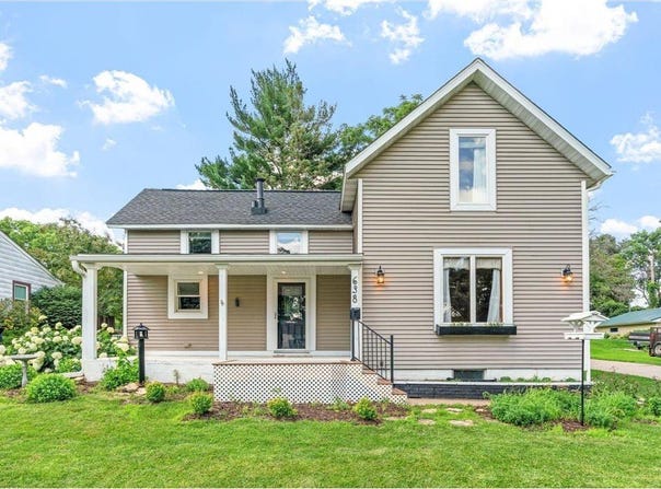 638 7th Street W, Hastings, MN 55033