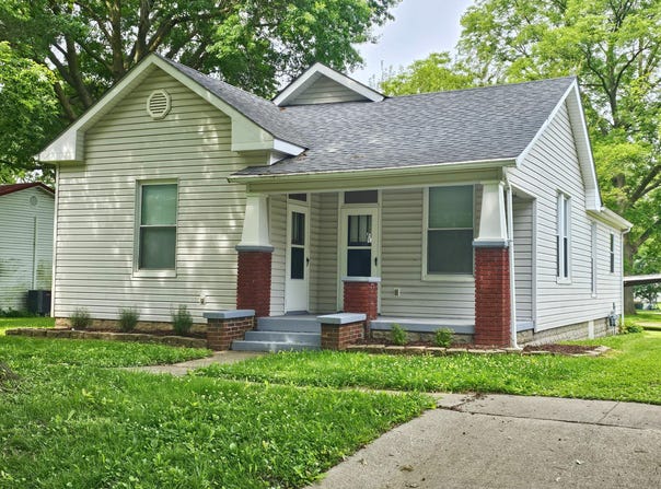 112 Howard ST, New Franklin, MO 65274