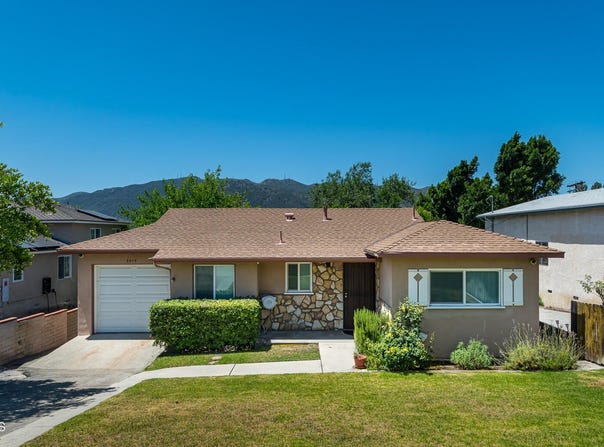 3910 Vista Court, La Crescenta, CA 91214