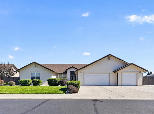 12910 Ivy Lane, Red Bluff, CA 96080