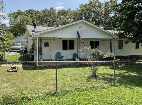 438 Terry Lane, Clinton, AR 72031-0000