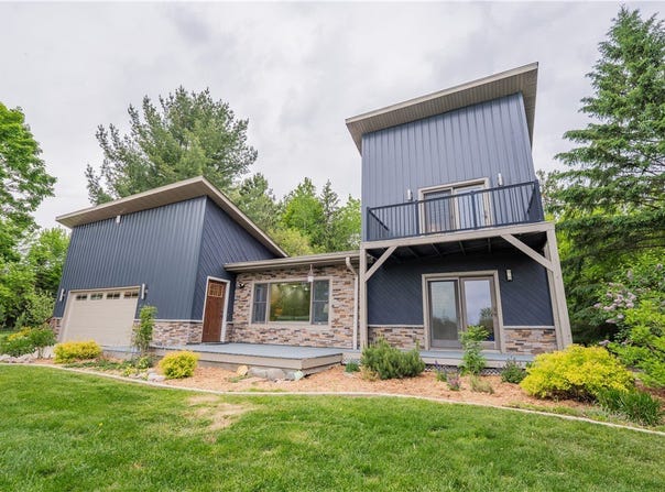 E13680 Stelter Road, Fall Creek, WI 54742