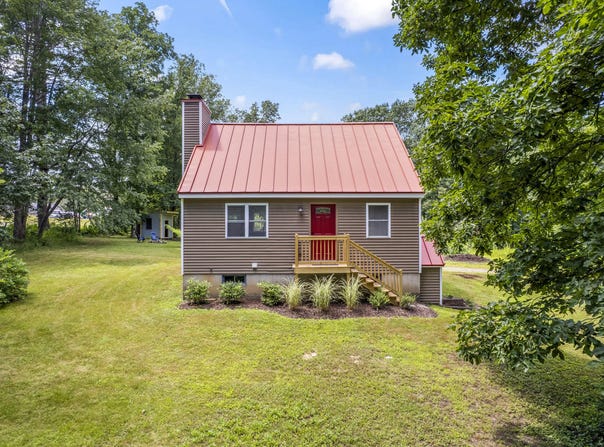82 Oldfields Road, South Berwick, ME 03908