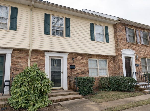 1466 B Dover Road, Spartanburg, SC 29301