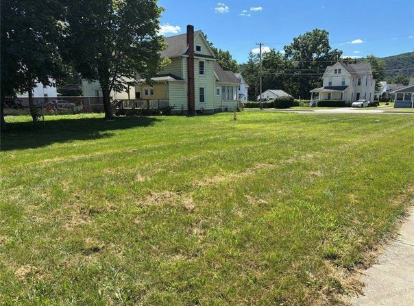 424 North Main Street, Athens, PA 18810