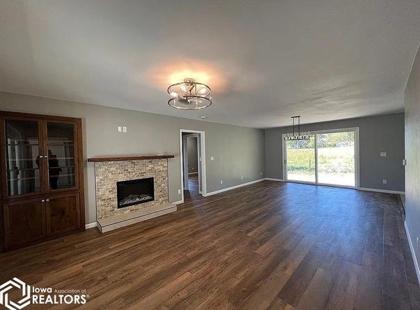 182 Warbler Avenue, Ackley, IA 50601