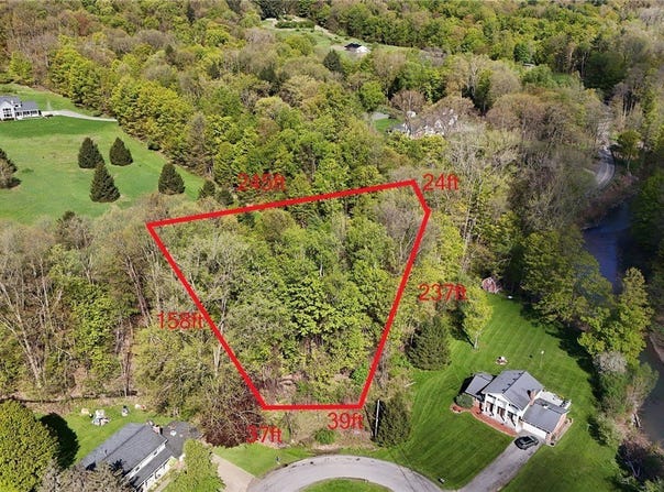 6562 Colonial Drive, Boston, NY 14025