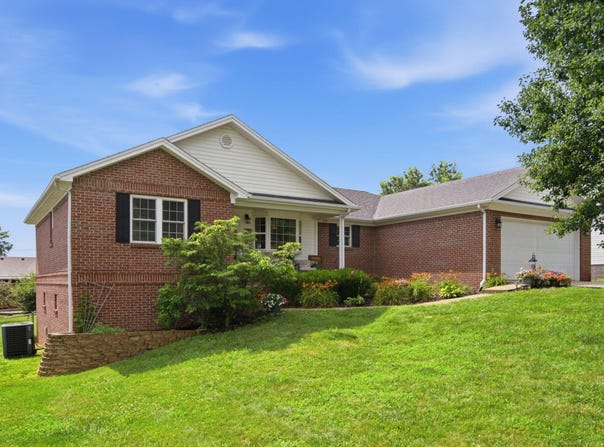 412 Pope Avenue, Harrodsburg, KY 40330