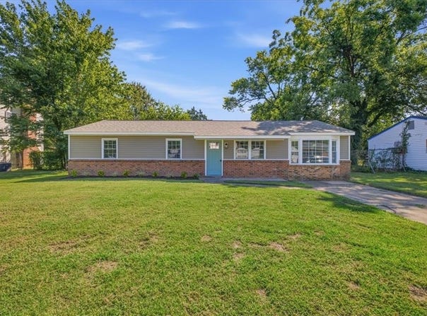 1121 Sir Gawaine Drive, Chesapeake, VA 23323