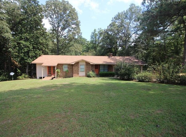 220 County Barn Road, LAUREL, MS 39443