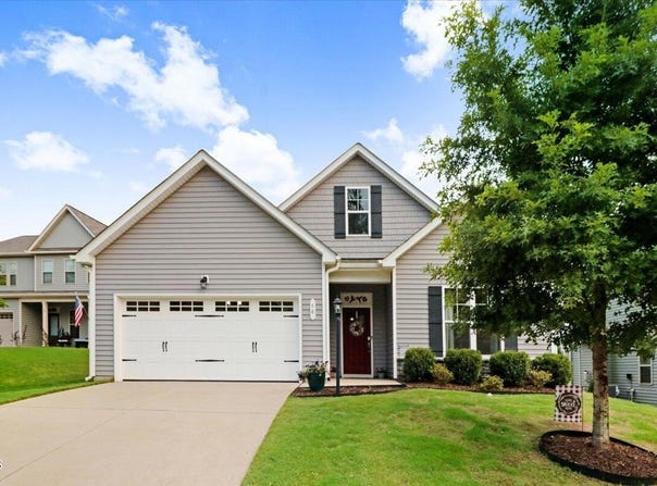 56 E Copenhaver Drive, Clayton, NC 27527