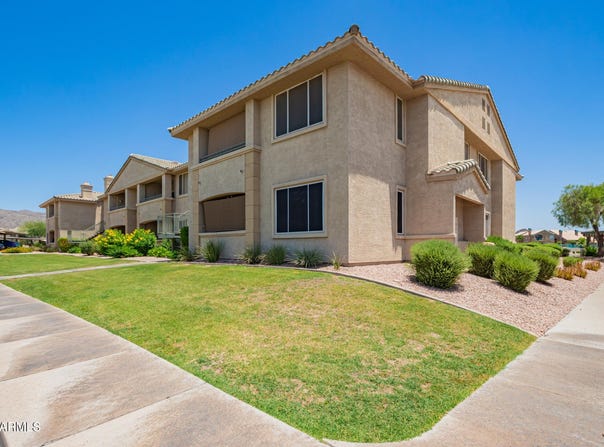 16013 S DESERT FOOTHILLS Parkway, Phoenix, AZ 85048