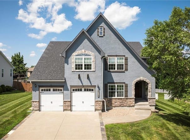 1401 Nottingham Drive, Warrensburg, MO 64093