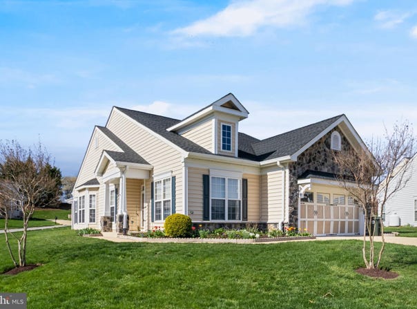131 HAWTHORNE GREENE Circle, LA PLATA, MD 20646