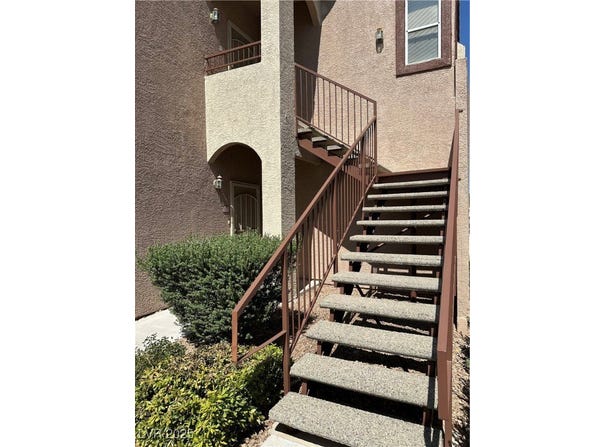 9580 W Reno Avenue, Las Vegas, NV 89148