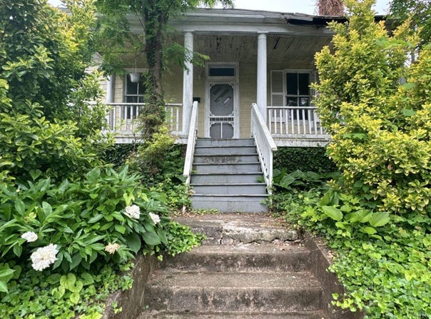1001 Jackson Street, Lynchburg, VA 24504