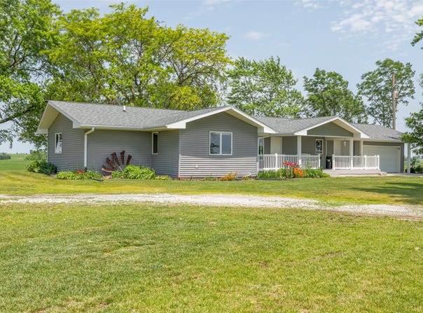 9327 HWY F-70 W, Monroe, IA 50170
