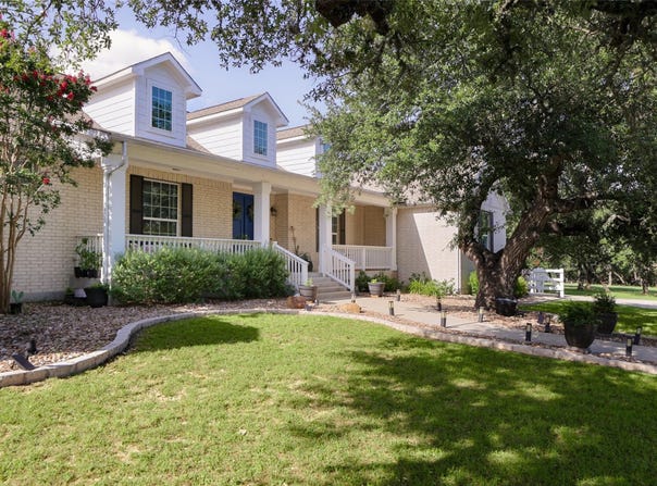 914 Ranchers Club LN, Driftwood, TX 78619