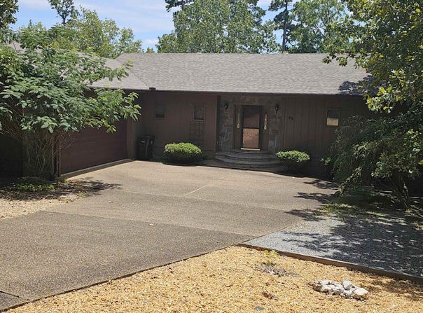 48 Jubileo Way, Hot Springs Village, AR 71909