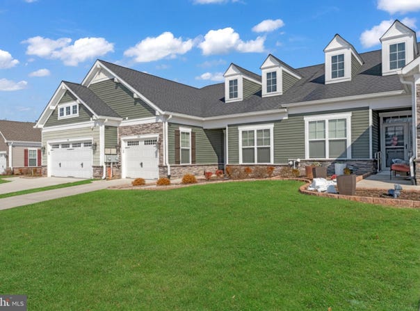 56 CAMDEN Circle, LA PLATA, MD 20646