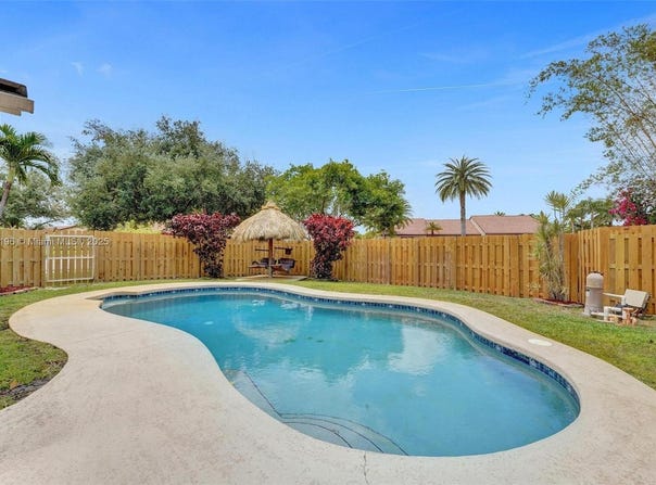 5530 SW 113th Ave, Cooper City, FL 33330