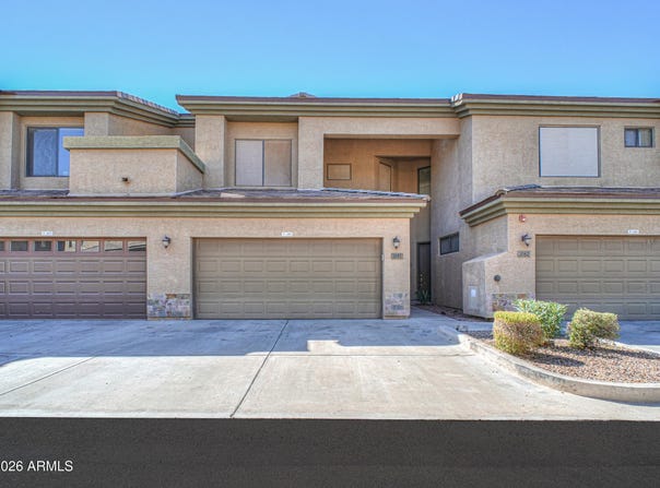 705 W QUEEN CREEK Road, Chandler, AZ 85248