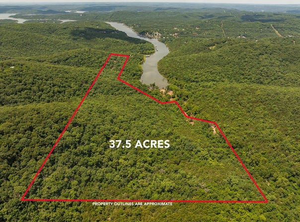 000 Stoneridge Center Road, Reeds Spring, MO 65737