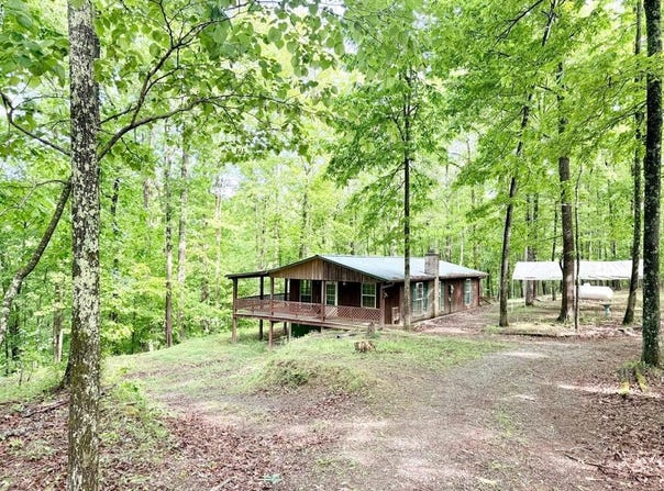 89 Buzzard Ln, Hilham, TN 38568