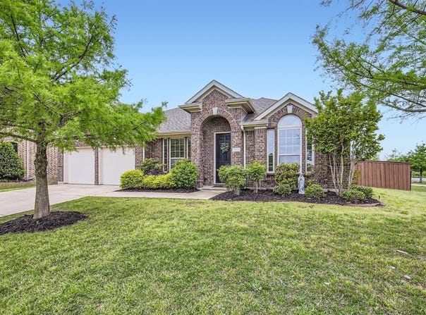 3731 Frost Street, Sachse, TX 75048
