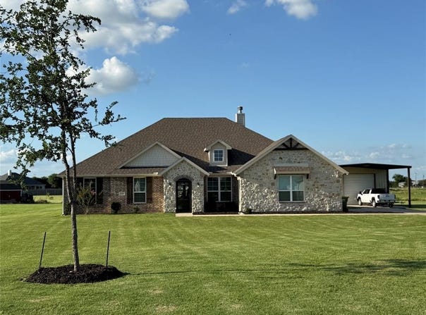 304 Olde Knoll Place, Rio Vista, TX 76093