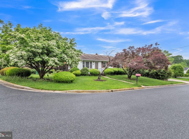 12 MILLS ROAD, GAITHERSBURG, MD 20877