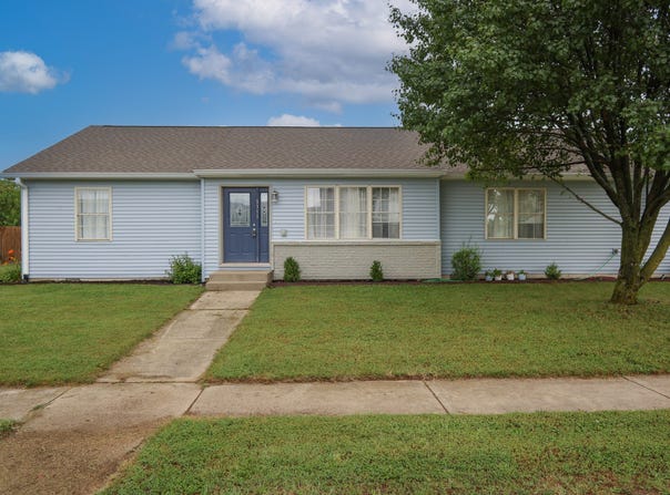 3350 Cessna Drive, Columbus, IN 47203