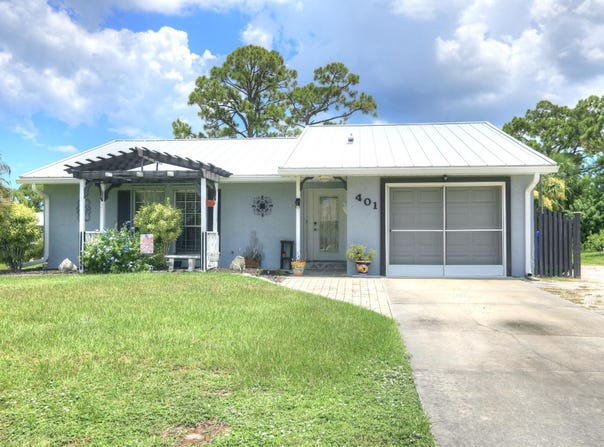 401 Lloyd Street, Sebastian, FL 32958