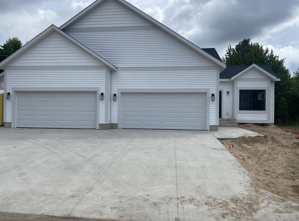 7122 KERRIE LANE, NORTON SHORES, MI 49456