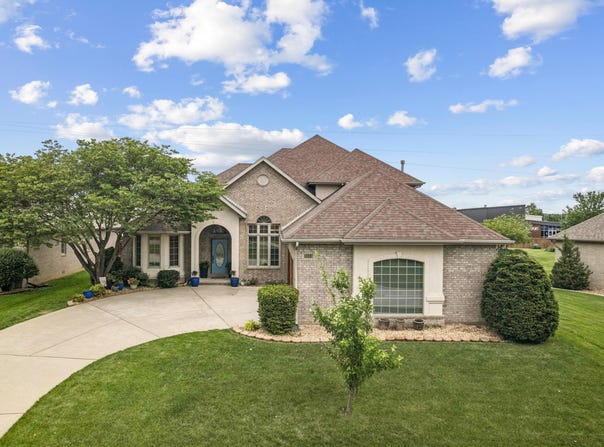 3353 E Fox Grape Street, Springfield, MO 65804