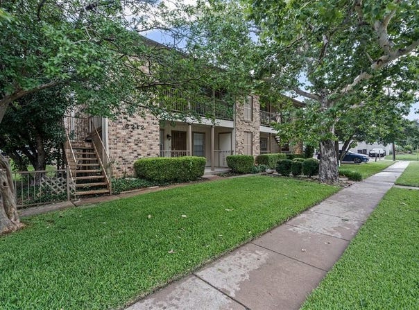 2212 Merrick Street, Fort Worth, TX 76107