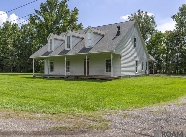 12354 Faucheux Rd, Gonzales, LA 70737