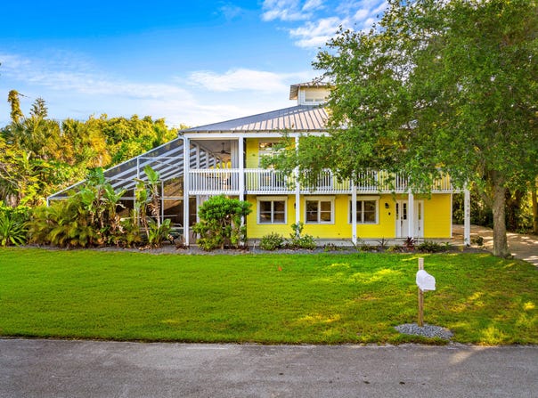 3900 NE Cheri Drive, Jensen Beach, FL 34957