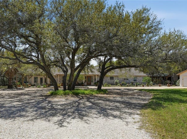 1663 Mooney, Ingleside, TX 78362