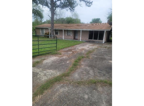 2822 Third Road, Beeville, TX 78102