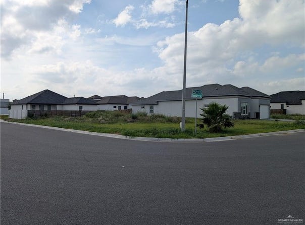 5201 N 42nd Street, McAllen, TX 78504