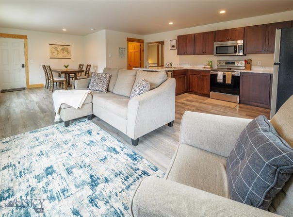 301 Spring Street, Gardiner, MT 59030