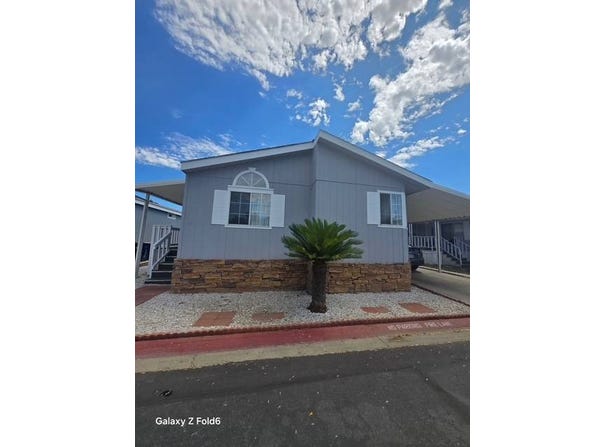 1855 E.Riverside Dr., Ontario, CA 91761