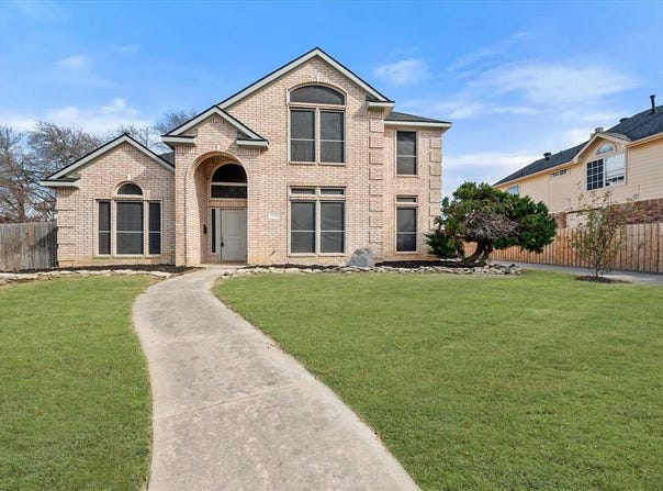 1724 Newcastle Drive, Mansfield, TX 76063